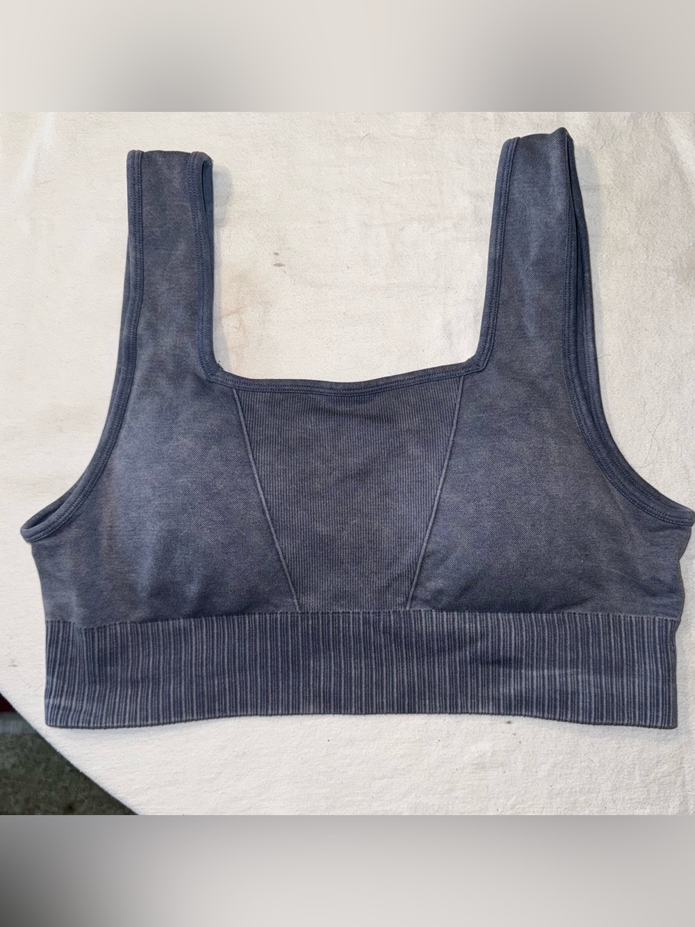 Yogalicious Seamless Square-Neck Sports Bra in Charcoal Gray